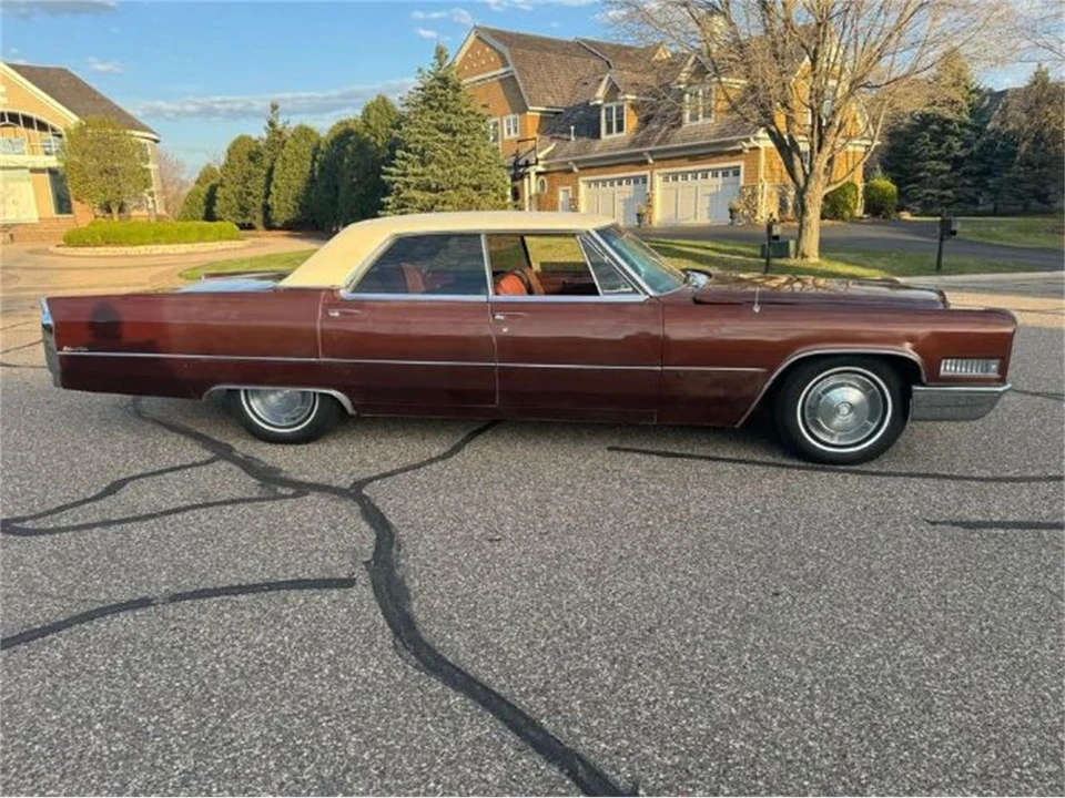 1966 Cadillac DeVille 3rd Gen - Image 10 of 24