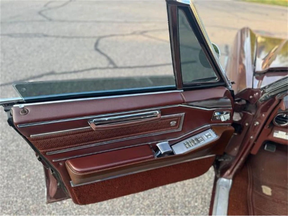 1966 Cadillac DeVille 3rd Gen - Image 17 of 24