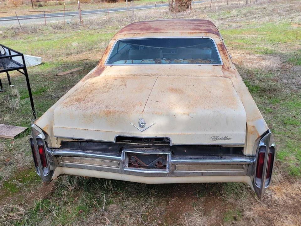 1966 Cadillac DeVille 3rd Gen - Image 4 of 21