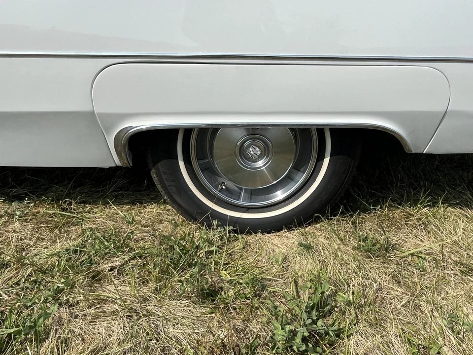 1966 Cadillac DeVille 3rd Gen - Image 24 of 31