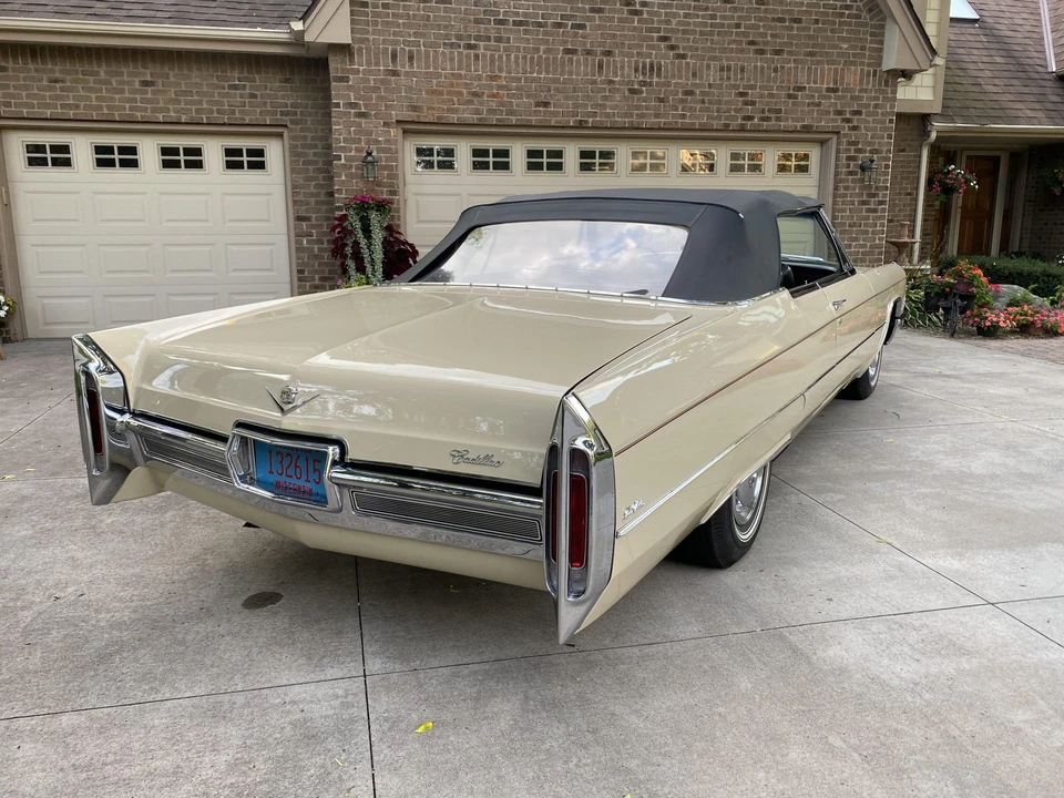 1966 Cadillac DeVille 3rd Gen - Image 28 of 31