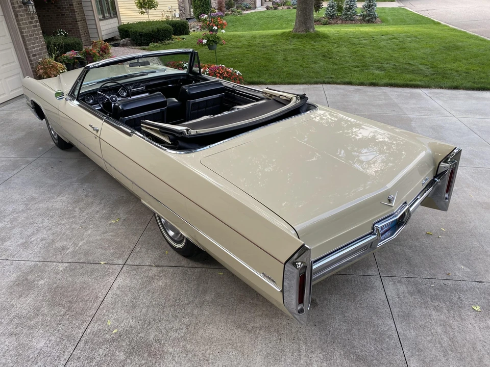 1966 Cadillac DeVille 3rd Gen - Image 12 of 31