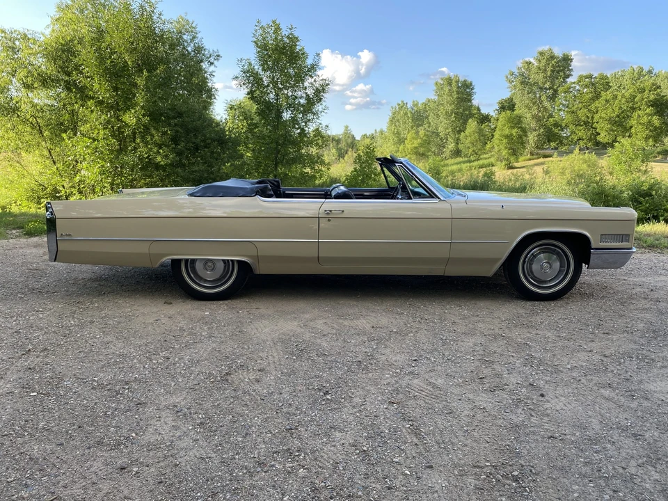 1966 Cadillac DeVille 3rd Gen - Image 19 of 31