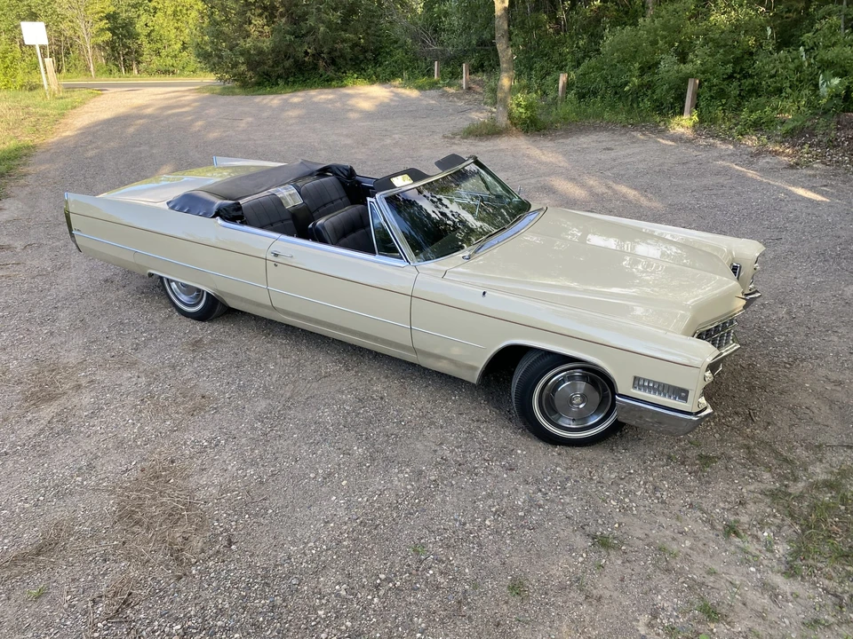 1966 Cadillac DeVille 3rd Gen - Image 17 of 31