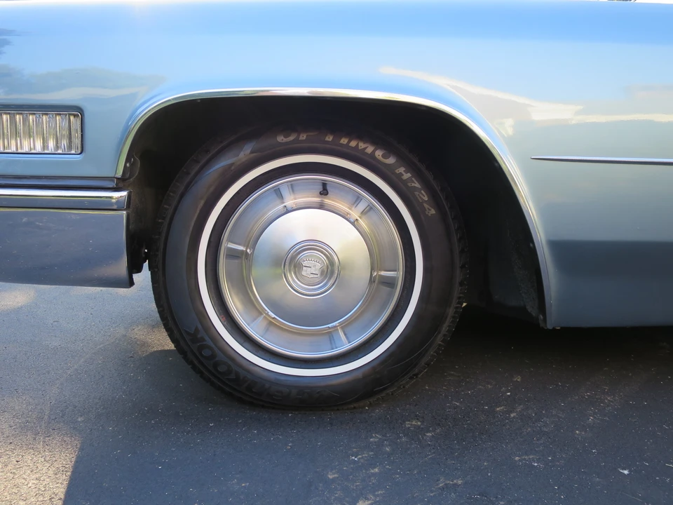 1966 Cadillac DeVille 3rd Gen - Image 21 of 31