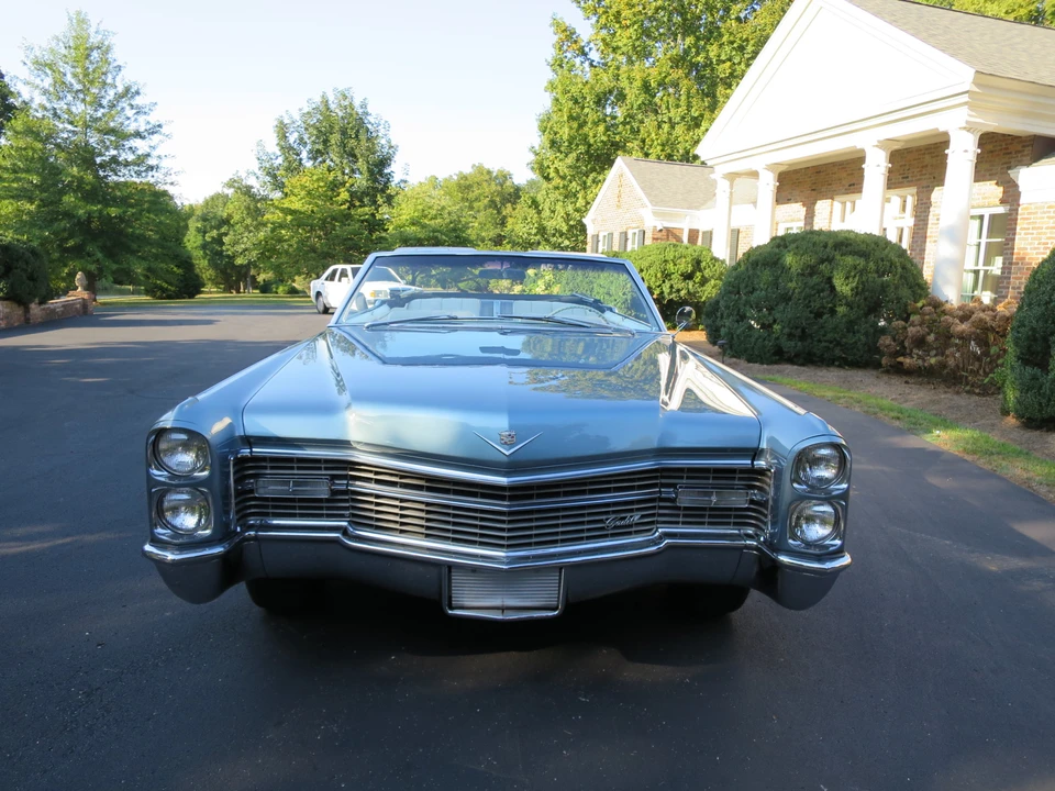 1966 Cadillac DeVille 3rd Gen - Image 2 of 31