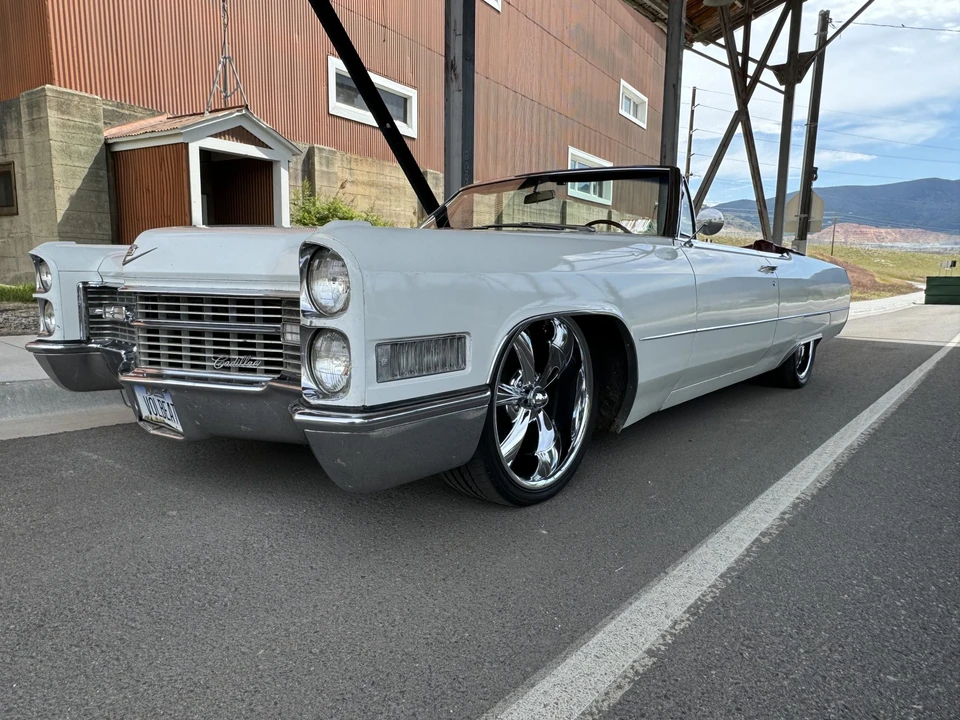 1966 Cadillac DeVille 3rd Gen - Image 3 of 31