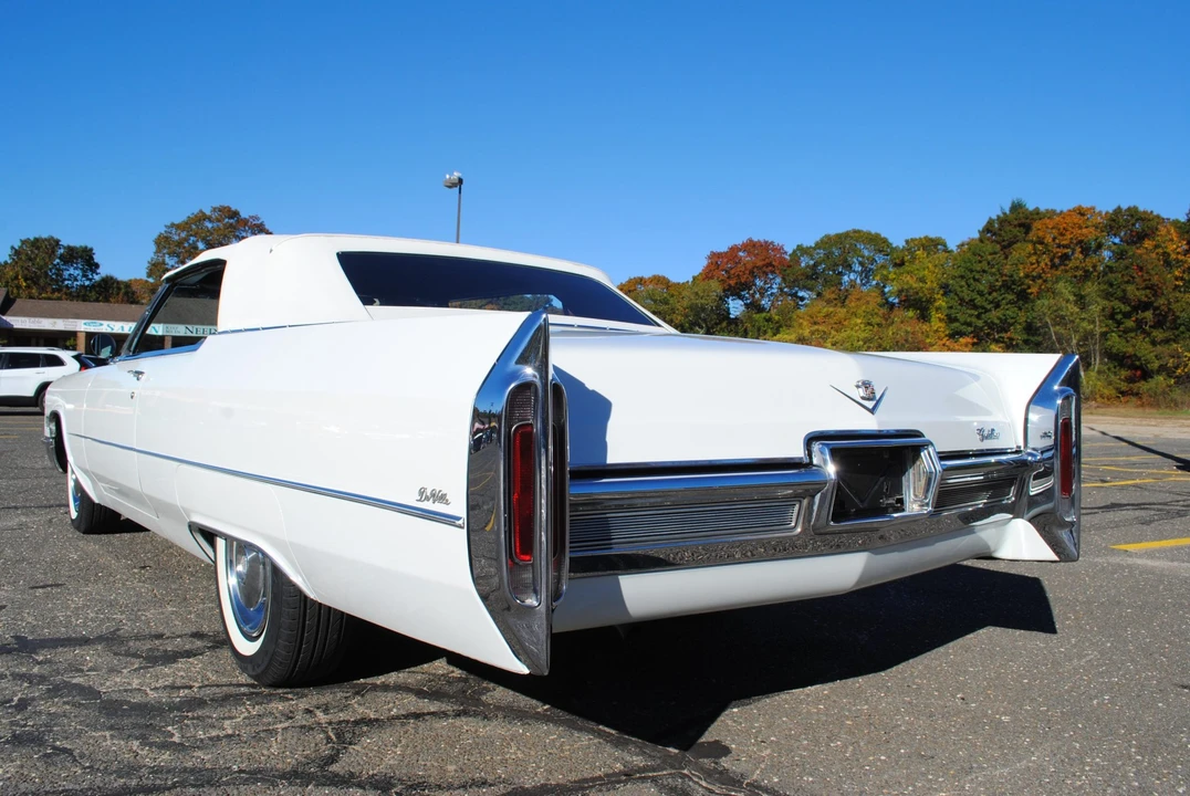 1966 Cadillac DeVille 3rd Gen - Image 13 of 31