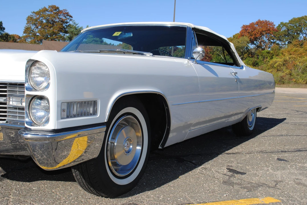 1966 Cadillac DeVille 3rd Gen - Image 27 of 31