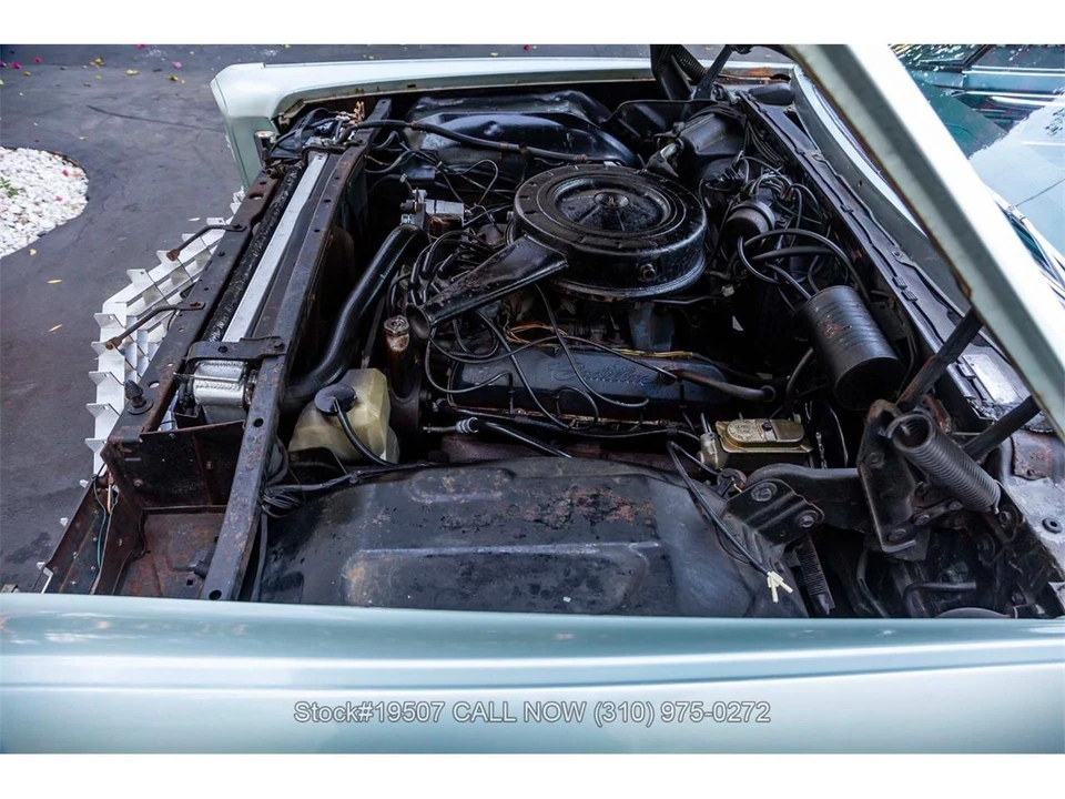 1966 Cadillac DeVille 3rd Gen - Image 30 of 31