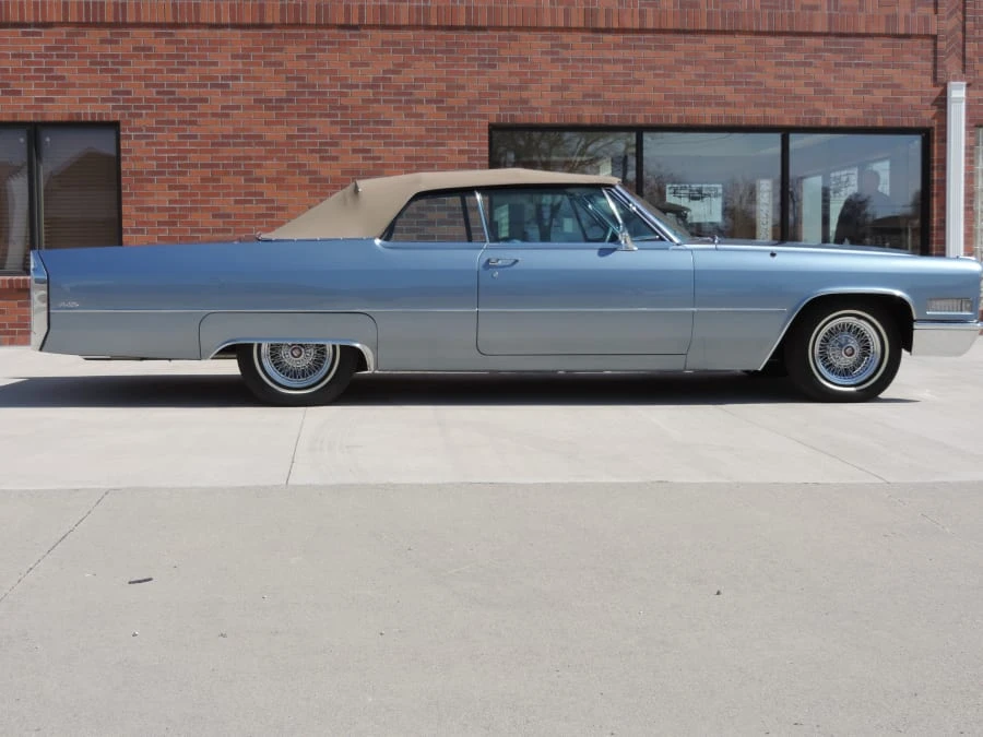 1966 Cadillac DeVille 3rd Gen - Image 2 of 4