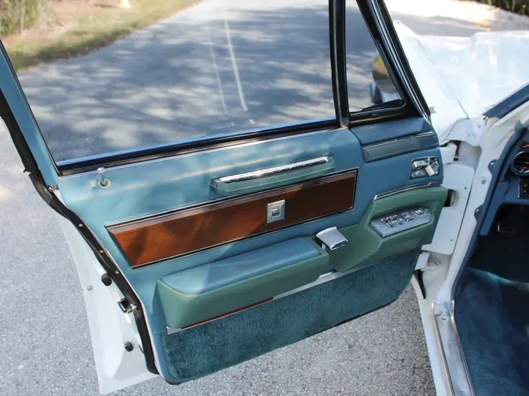 1966 Cadillac Series 70 & 75 - Image 11 of 22