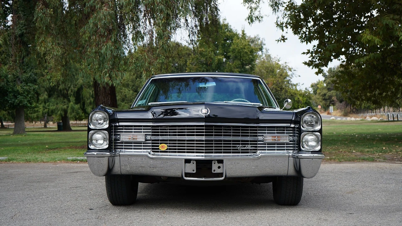 1966 Cadillac Fleetwood - Image 2 of 31