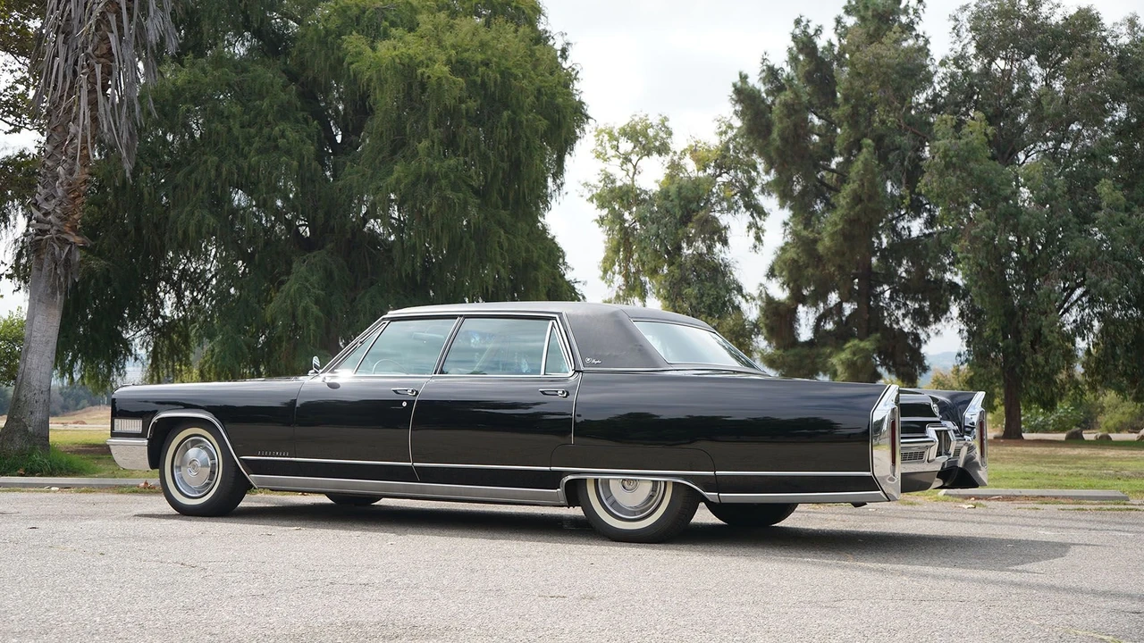 1966 Cadillac Fleetwood - Image 9 of 31