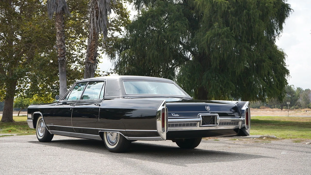 1966 Cadillac Fleetwood - Image 13 of 31