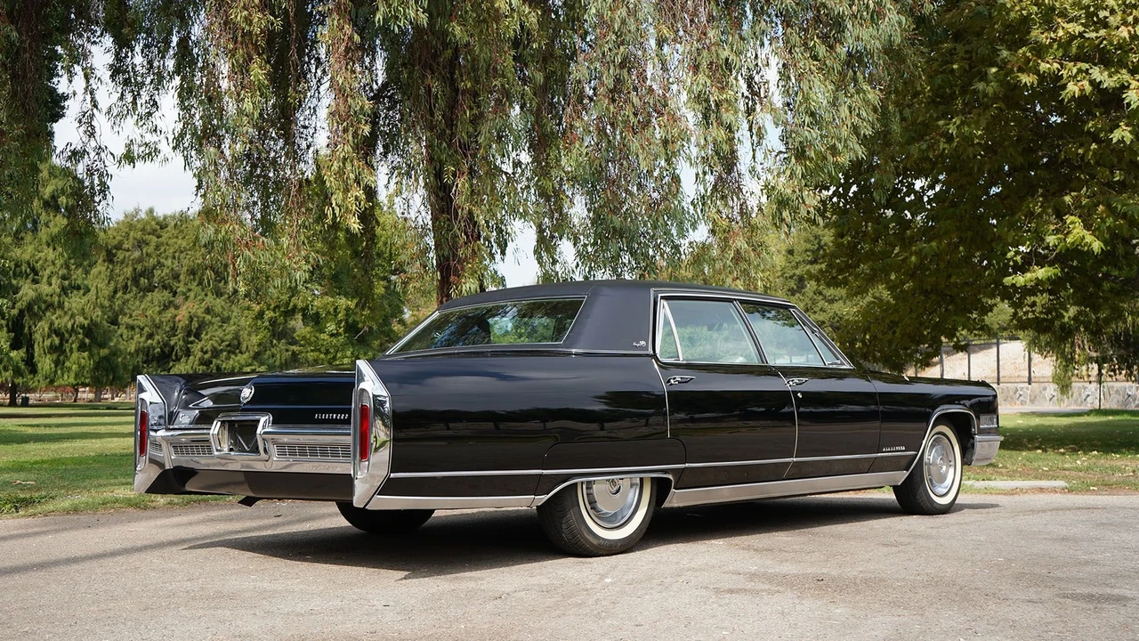 1966 Cadillac Fleetwood - Image 5 of 31
