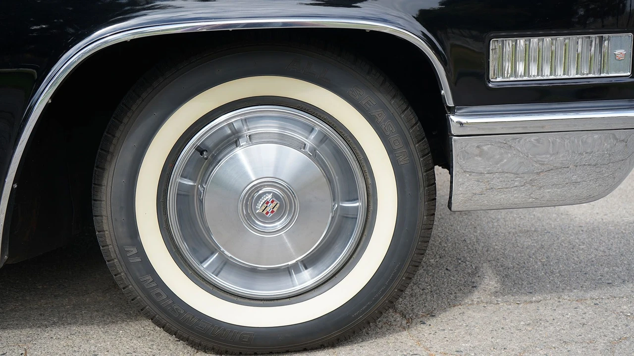 1966 Cadillac Fleetwood - Image 26 of 31