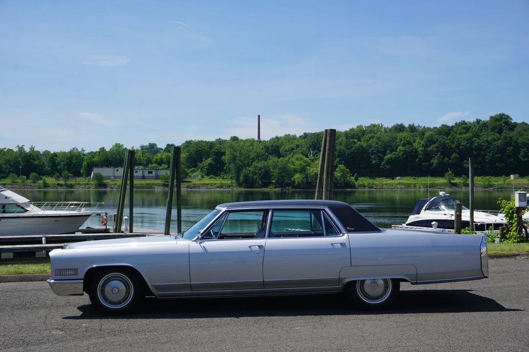1966 Cadillac Fleetwood - Image 15 of 31