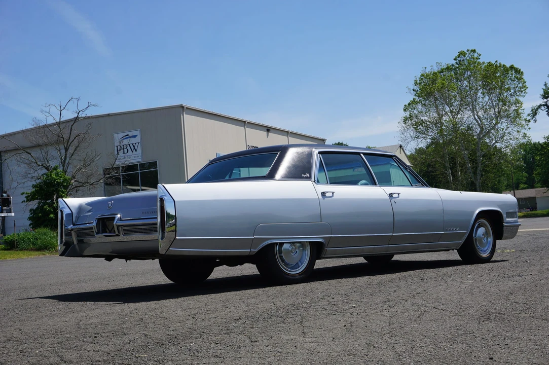 1966 Cadillac Fleetwood - Image 11 of 31