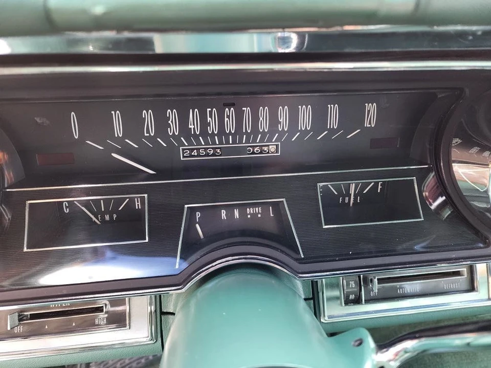 1966 Cadillac Fleetwood - Image 10 of 12