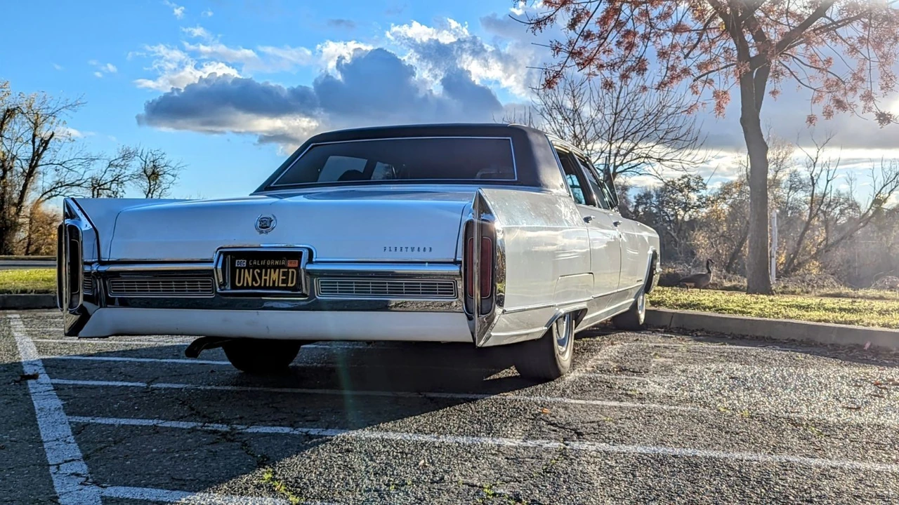 1966 Cadillac Fleetwood - Image 4 of 17