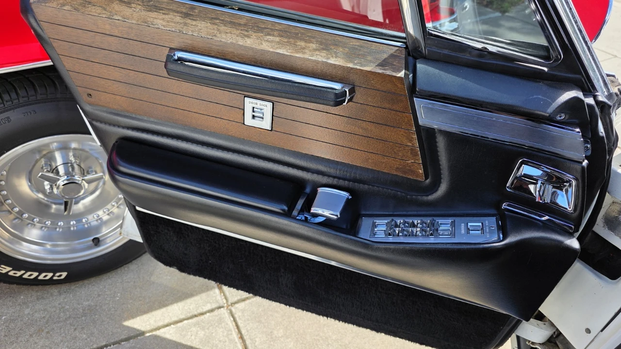 1966 Cadillac Fleetwood - Image 10 of 17