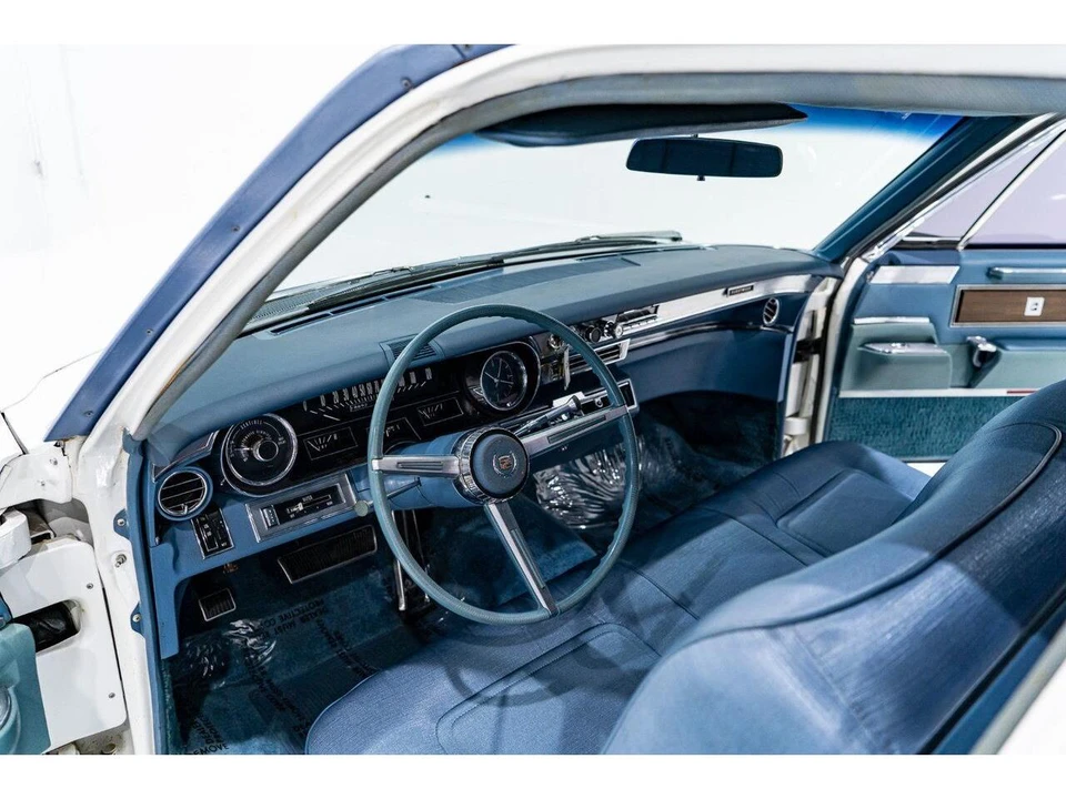 1966 Cadillac Fleetwood - Image 11 of 31