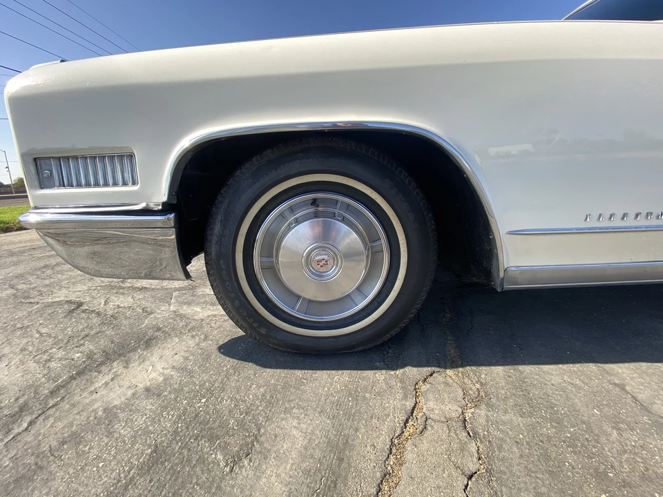 1966 Cadillac Fleetwood - Image 26 of 31