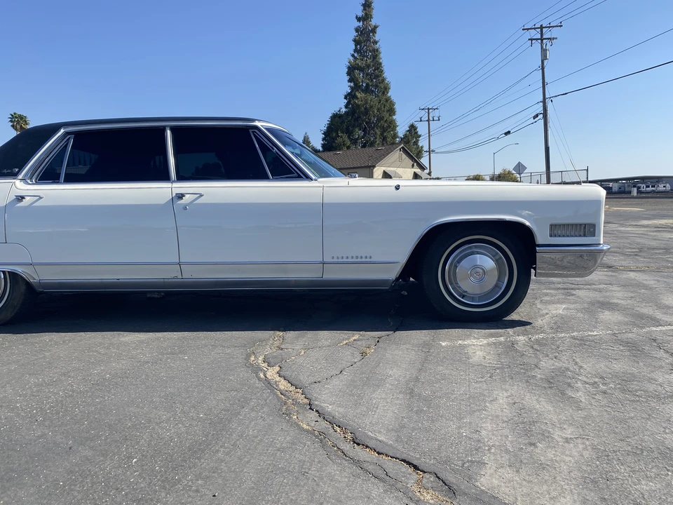 1966 Cadillac Fleetwood - Image 7 of 31