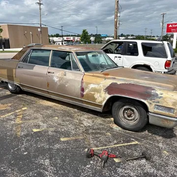 1966 Cadillac Fleetwood Sixty Special Sedan 4D