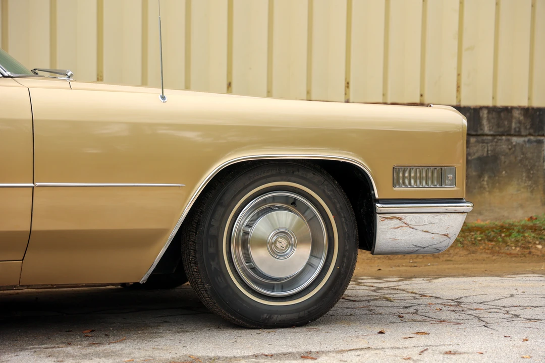 1966 Cadillac DeVille 3rd Gen - Image 11 of 31