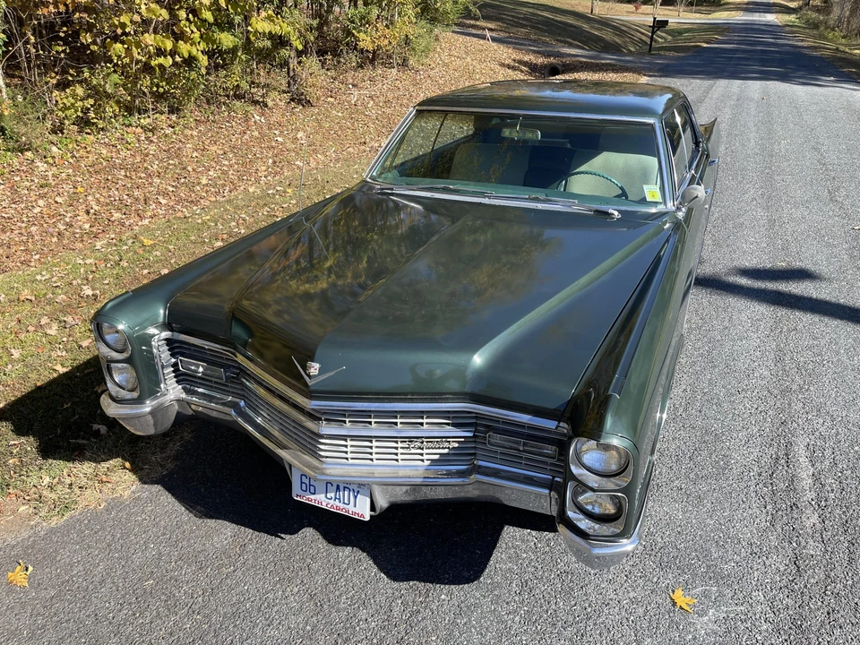 1966 Cadillac DeVille 3rd Gen - Image 2 of 31