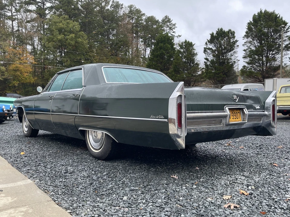 1966 Cadillac DeVille 3rd Gen - Image 17 of 31