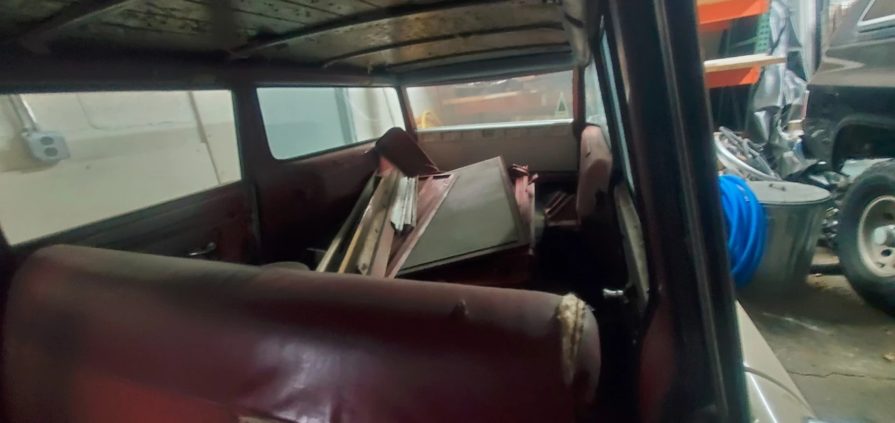 1966 Checker - Image 7 of 21