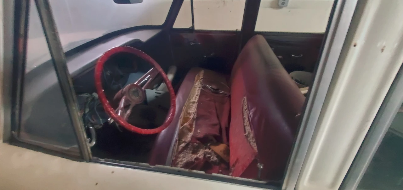 1966 Checker - Image 6 of 21