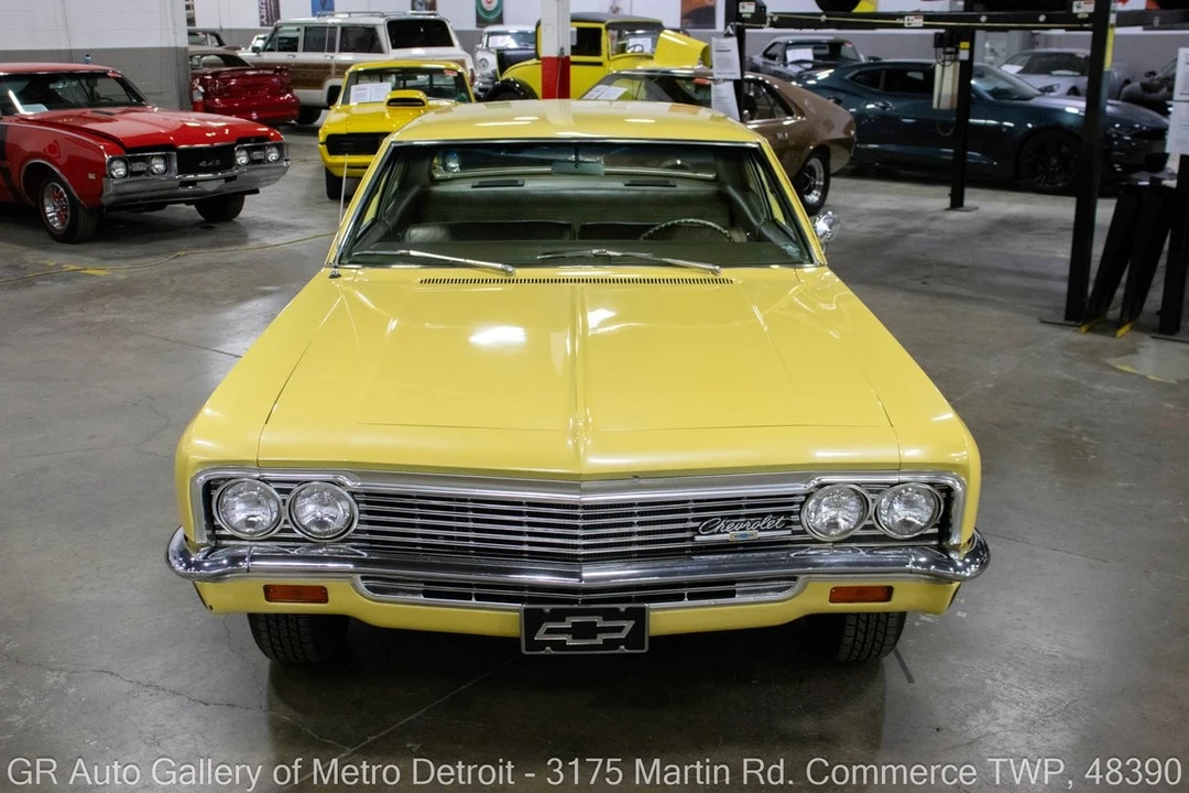1966 Chevrolet Biscayne - Image 11 of 31