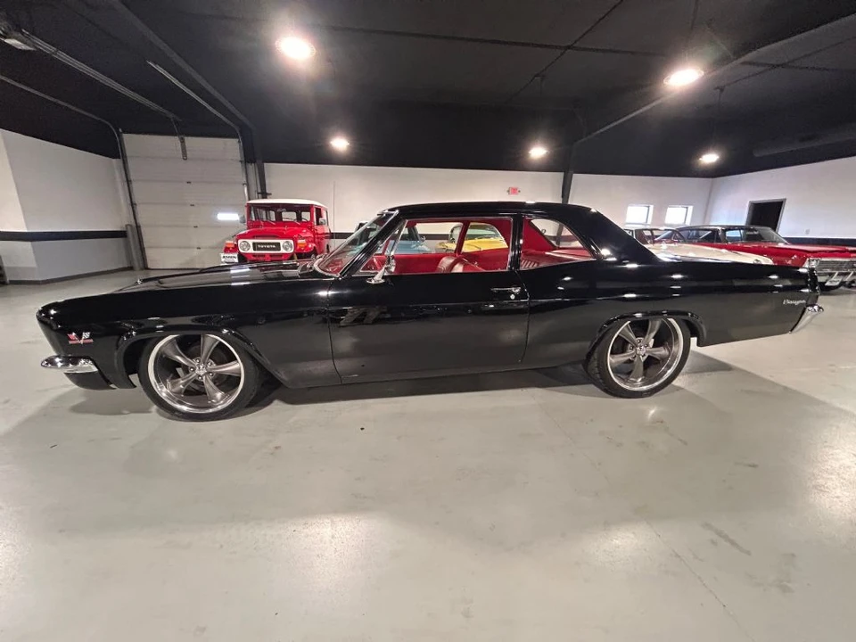 1966 Chevrolet Biscayne - Image 6 of 31