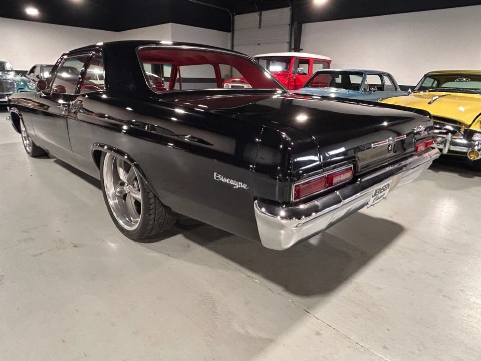 1966 Chevrolet Biscayne - Image 21 of 31