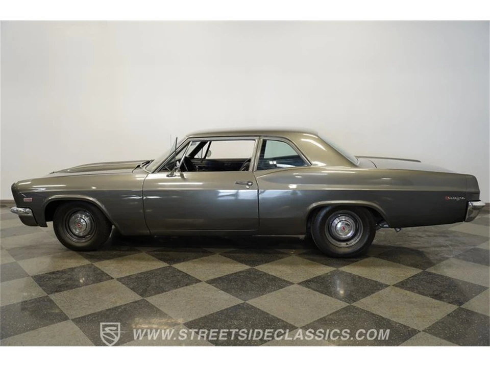 1966 Chevrolet Biscayne - Image 8 of 31