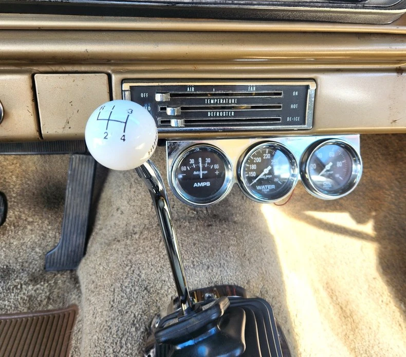 1966 Chevrolet Biscayne - Image 15 of 23