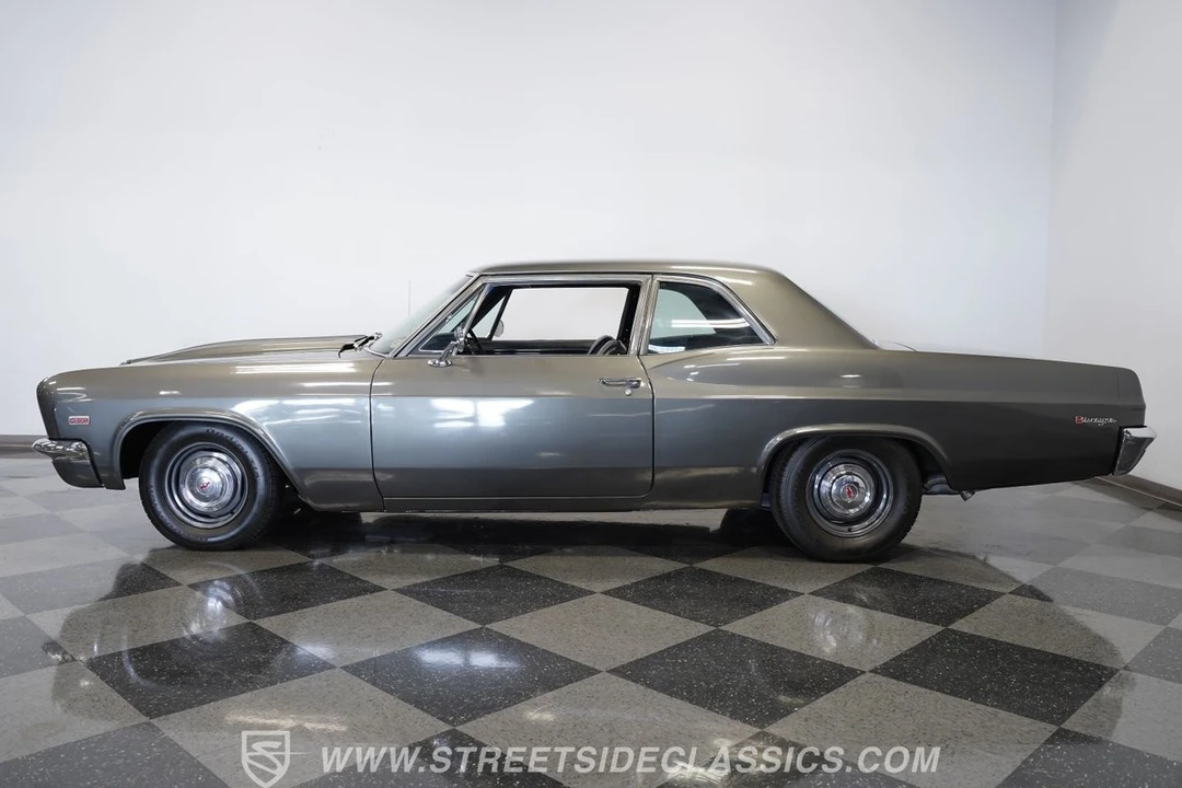 1966 Chevrolet Biscayne - Image 8 of 12