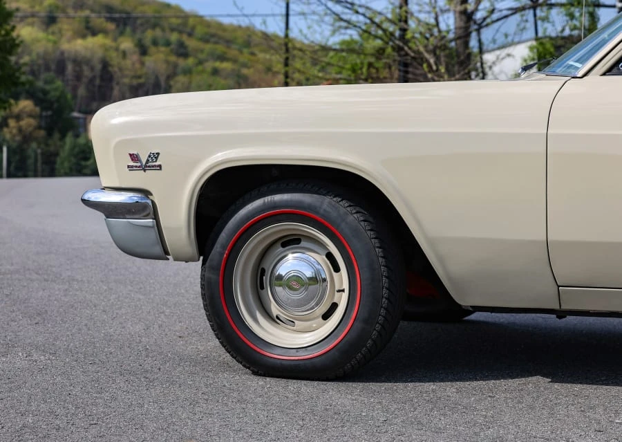 1966 Chevrolet Biscayne - Image 20 of 31