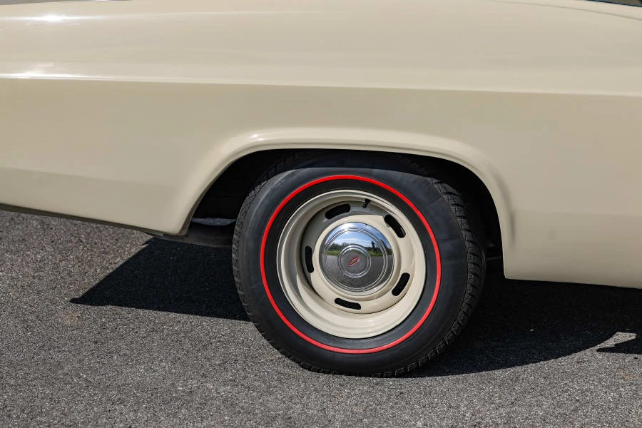 1966 Chevrolet Biscayne - Image 18 of 31