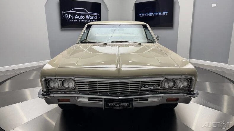 1966 Chevrolet Biscayne - Image 9 of 21