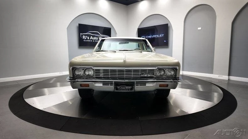 1966 Chevrolet Biscayne - Image 8 of 21