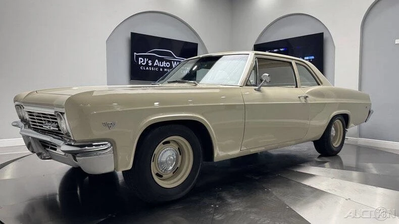 1966 Chevrolet Biscayne - Image 14 of 21