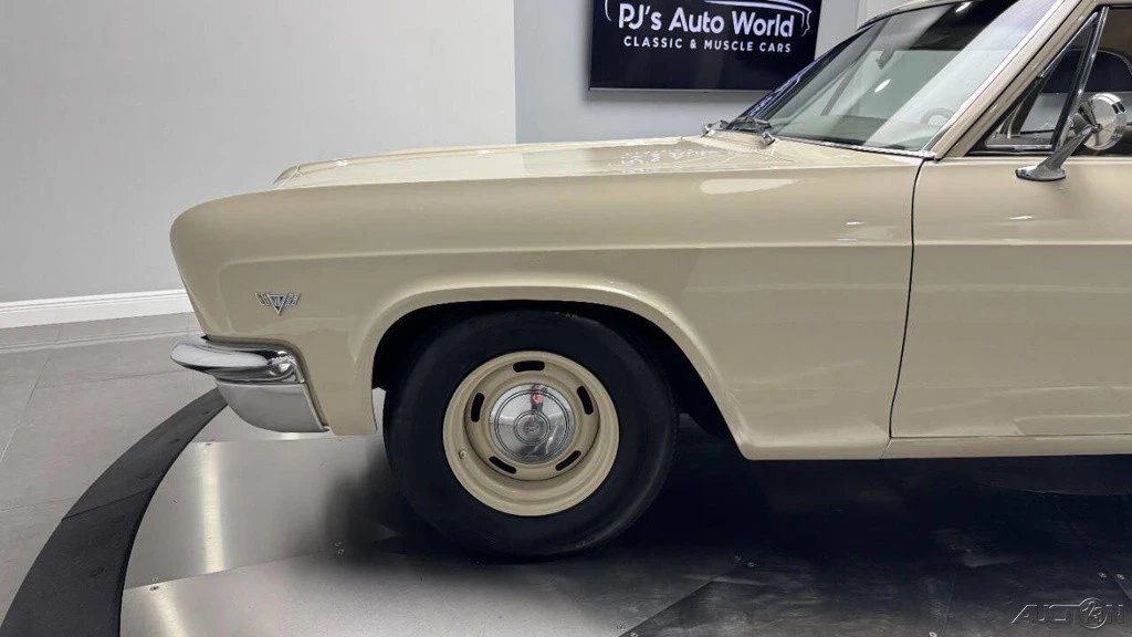 1966 Chevrolet Biscayne - Image 15 of 21