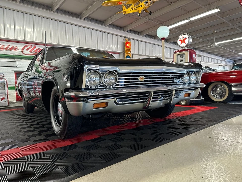 1966 Chevrolet Biscayne - Image 27 of 31
