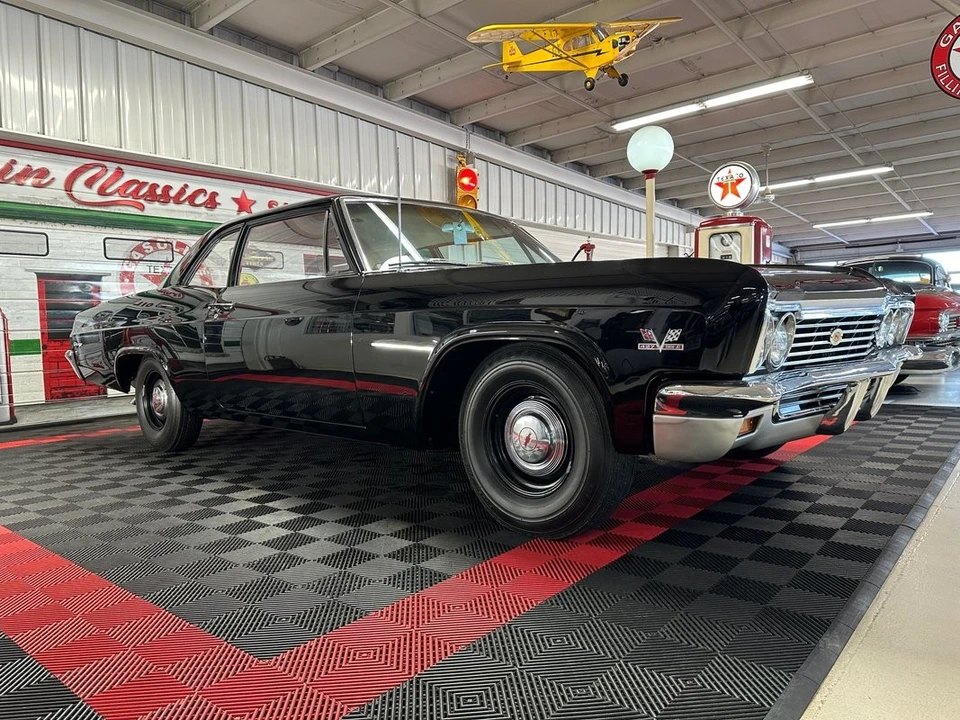 1966 Chevrolet Biscayne - Image 2 of 31