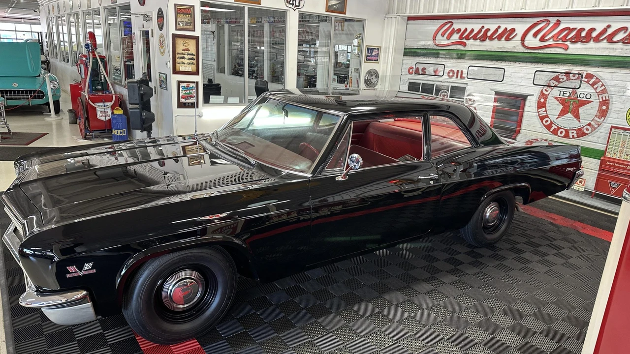 1966 Chevrolet Biscayne - Image 18 of 31